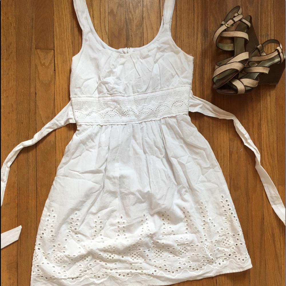 SOLD ❗️❗️❗️ White Dress with Eyelet Details